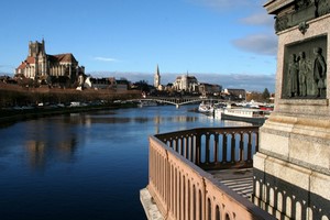 Mietwagen Auxerre