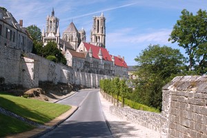 Mietwagen Laon