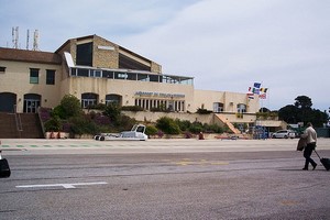 Toulon Flughafen